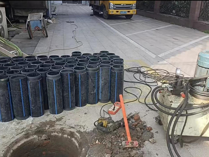 天涯镇PE置换管厂家 DN315置换管 非开挖管短管置换